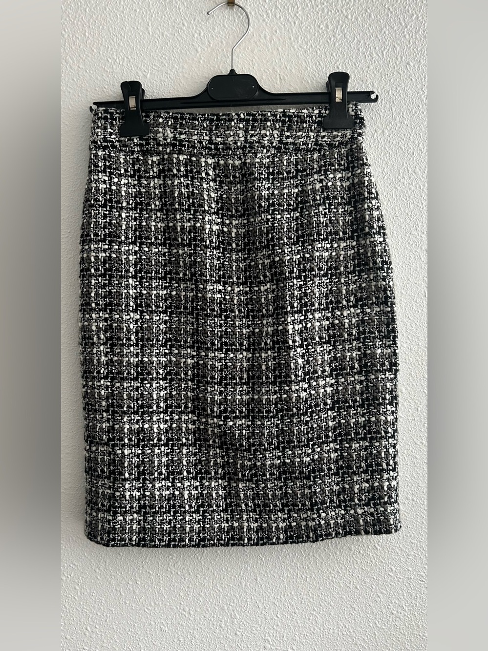 Banana Republic Black & White Tweed Pencil Skirt